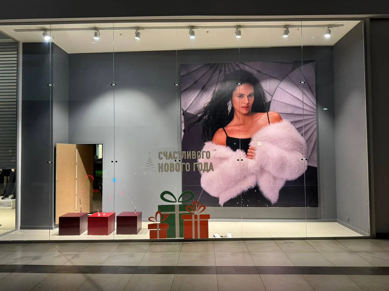 Витрины LC Waikiki